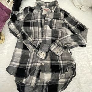 Mossimo by Target, lightweight flannel. Black and white plaid. Size xs